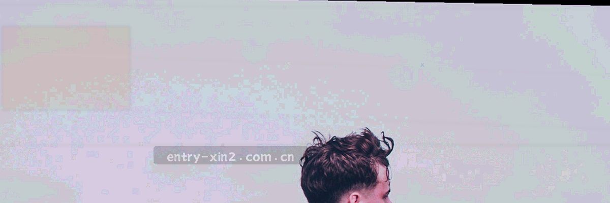 深色背景上的金色线条几何图形，象征合规运营与服务边界
